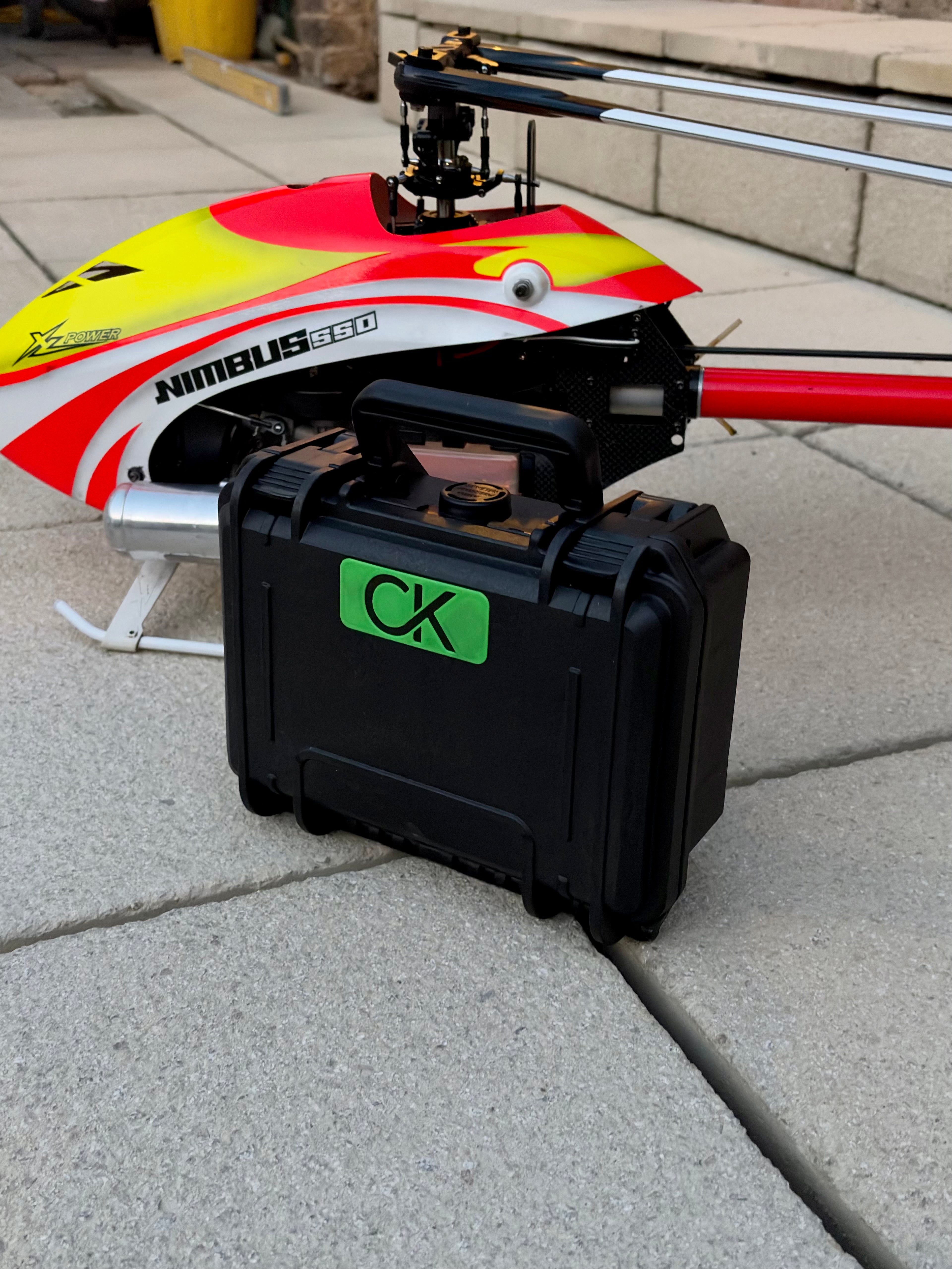Max 200 x ToolkitRC M6d micro charge case